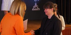 Elblg: Uroczyste poegnanie maturzystw w IV LO (zobacz zdjcia)