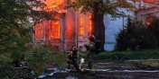 Pożar w Połoninach. Płonęła dawna siedziba szkoły ogrodniczej - zobacz zdjęcia
