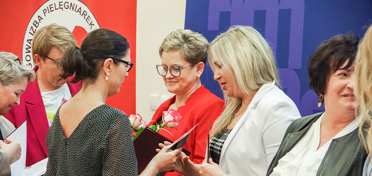 Elbląg: "Rozpalić w sobie iskrę". Pielęgniarki i położne świętowały (zobacz zdjęcia)