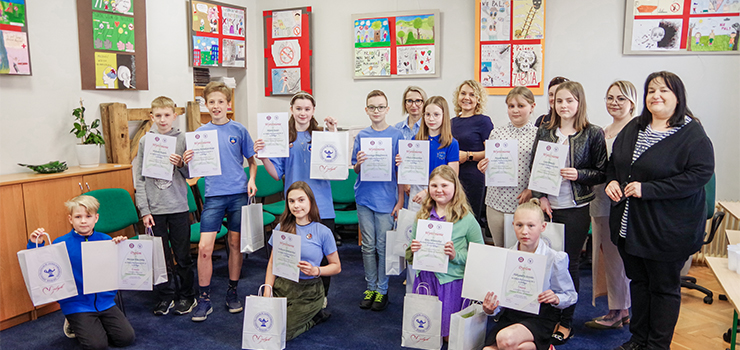 „Młodość Wolna od Papierosa”. Podsumowanie konkursu plastycznego dla uczniów (zobacz zdjęcia)