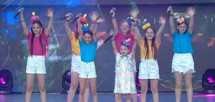 Międzynarodowy Festiwal Piosenki i Tańca w Koninie. Na scenie Szalone Małolaty