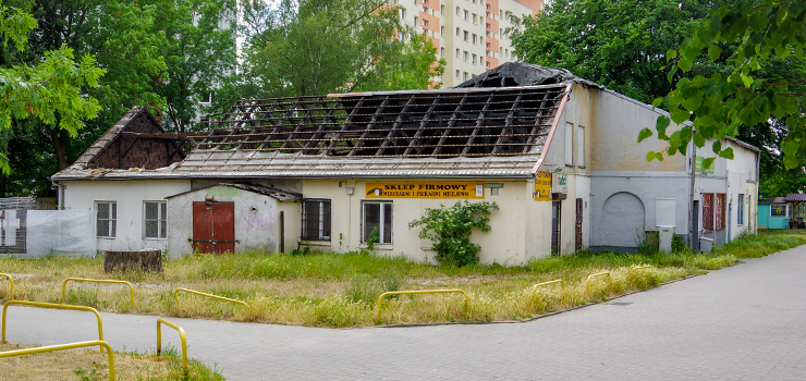 Rozpoczęto rozbiórkę pawilonów przy Kasprzaka 