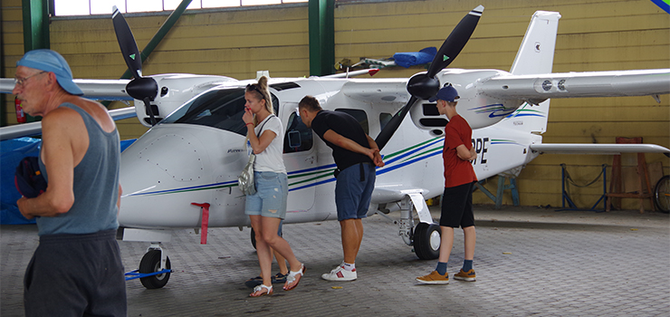 Na lotnisku i w powietrzu. Dni Elbląga z aeroklubem (zdjęcia)