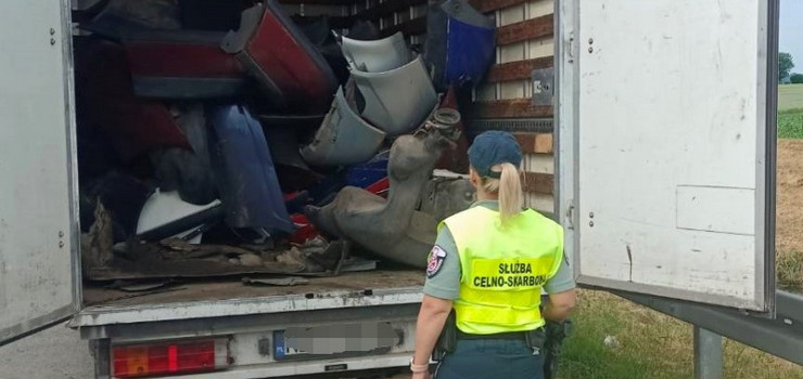 "Nielegalne przemieszczanie odpadów". Kierowca zostanie ukrany?