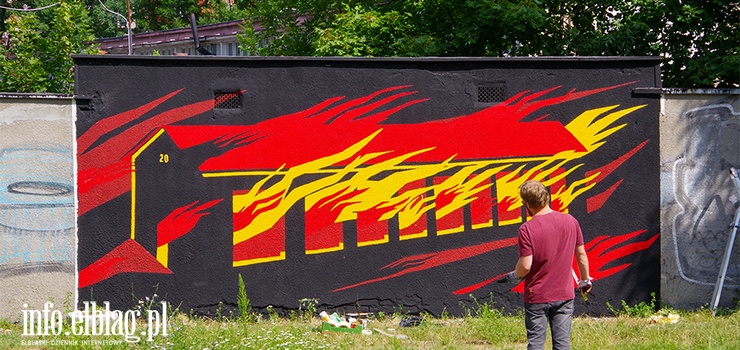 Elbląg ma nowy mural. Grafika upamiętnia ofiary "Sprawy Elbląskiej"