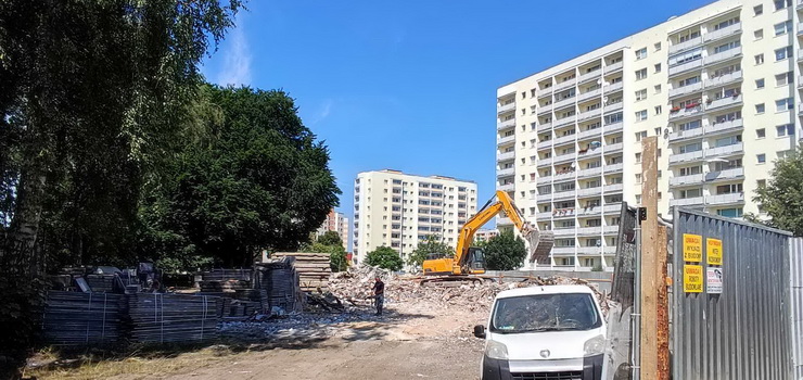 Zakończono rozbiórkę pawilonów przy ul. Kasprzaka - zobacz zdjęcia
