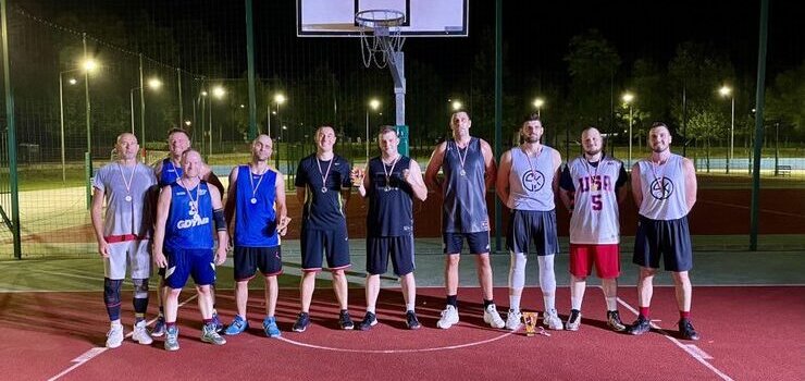 Nocny streetball na Kalbarze