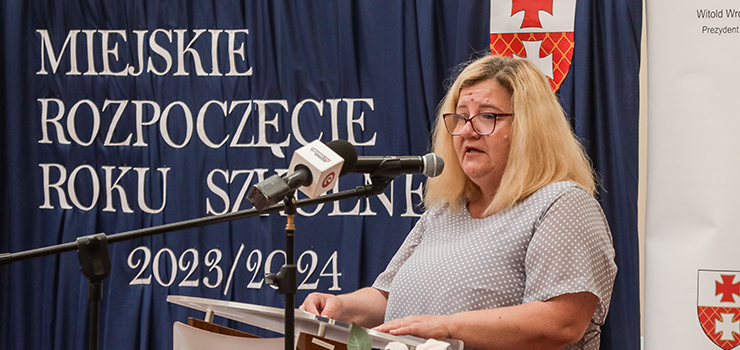 Uczniowie wrócili do szkół - zobacz zdjęcia z miejskiego rozpoczęcia roku