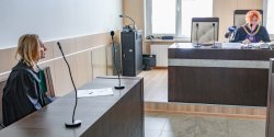 Proces za usuni�cie sierpa i m�ota. Prokuratura wycofa�a akt oskar�enia, teraz decyzja nale�y do�wojewody