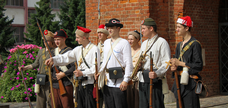 Narodowe Czytanie w Elblągu. Tym razem "Nad Niemnem" (zobacz zdjęcia)