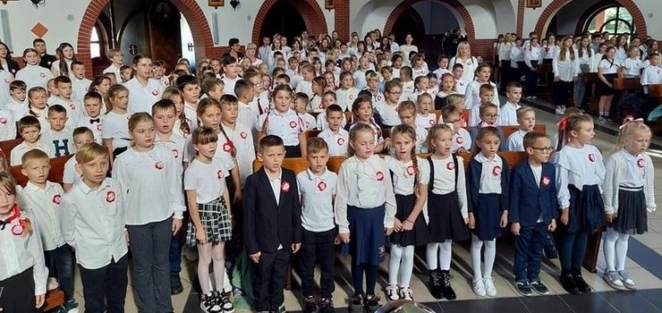 Uczniowie Szkoły Podstawowej nr 16 w Elblągu wzięli udział w VI edycji ogólnopolskiego konkursu „DoHymnu”