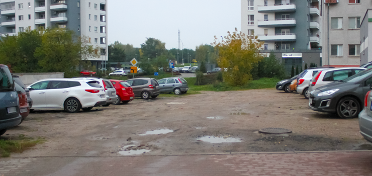  Przy ul. Szarych Szeregw powstanie parking?