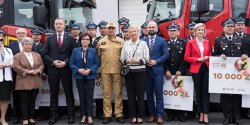 365 jednostek OSP z ca�ej Polski ze wsparciem Fundacji KGHM Polska Mied�