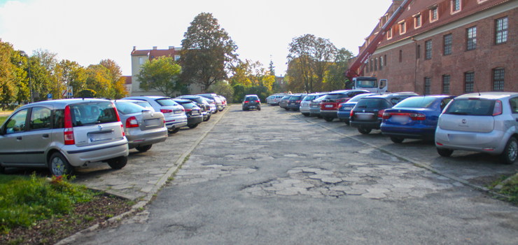 Parking przy elblskim muzeum zostanie rozbudowany?