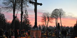 Wszystkich witych - dzie zadumy nad yciem i mierci