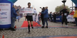 IX Elbl�ski Bieg Niepodleg�o�ci wygra� elbl��anin - zdj�cia