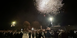 Sylwester miejski w Pas��ku. Mieszka�cy powitali rok 2024 (zdj�cia)