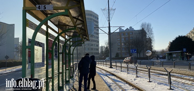 „Jest -14 stopni , a my czekamy na tramwaj widmo. Czy kto nad tym panuje?"