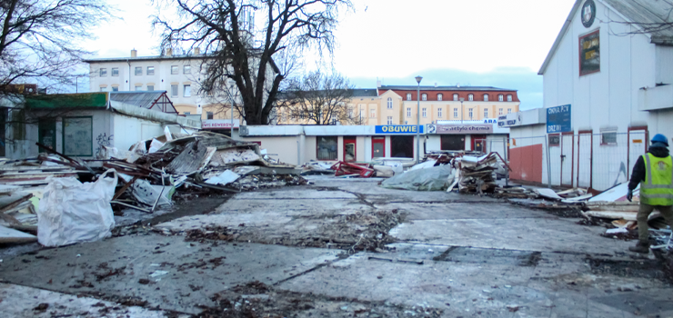 Elbląg: W miasteczku handlowym trwa rozbiórka. Co powstanie w miejsce pawilonów?