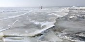 Czterech rybakw utkno na krze lodowej