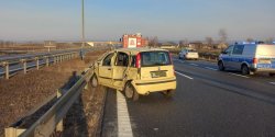 Wypadek na S7. „45-latka straci�a panowanie nad autem i uderzy�a w barier�”