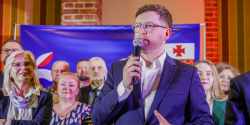 Darmowa komunikacja miejska, koniec ze SPP i nowy stadion. To zrobi Andrzej Śliwka jeśli zostanie Prezydentem Elbląga 