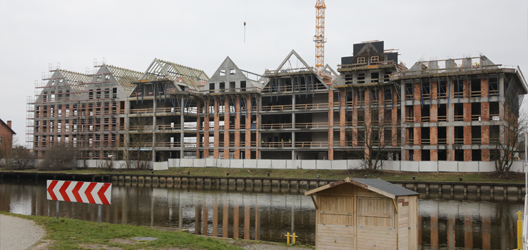 Na Wyspie Spichrzów powstaje nowoczesny budynek. Na jakim etapie jest inwestycja?