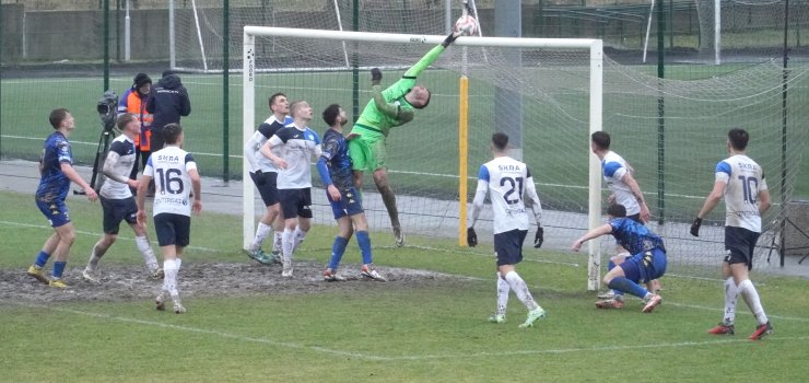 Trzy punkty przy Skrzydlatej. Olimpia pokonała Skrę Częstochowa