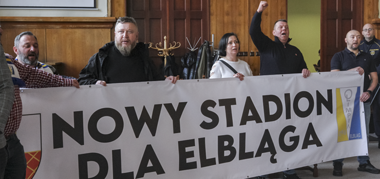 Kibice Olimpii przyszli na sesję RM, bo mają dość. "Stadion miejski to wstyd dla miasta"
