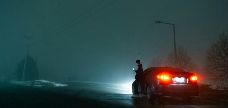 Profesjonalna pomoc drogowa – na czym polega i dlaczego warto z niej korzystać