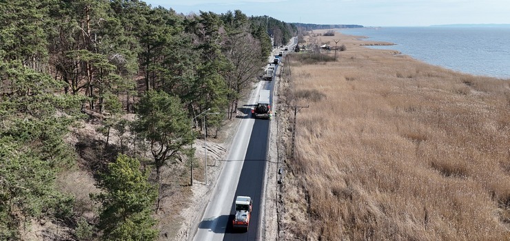 Utrudnienia w drodze na majówkę. Na Mierzei Wiślanej kierowców czekają trzy "wahadła"