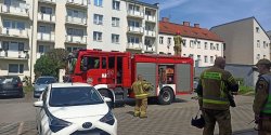 Byli we w�a�ciwym miejscu o w�a�ciwym czasie. Dzielnicowi zapobiegli po�arowi mieszkania 