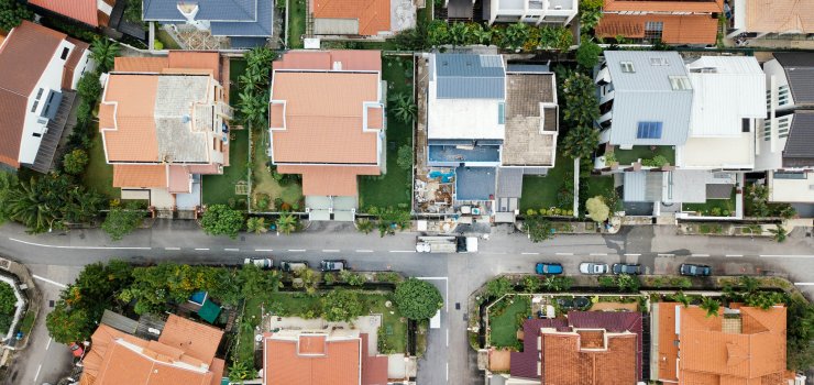 Rodzaje pokryć dachowych – jak wybrać najlepsze rozwiązanie?