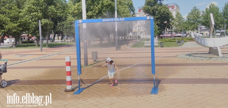 Elbląg gotowy na upały. W mieście stanęły kurtyny wodne 