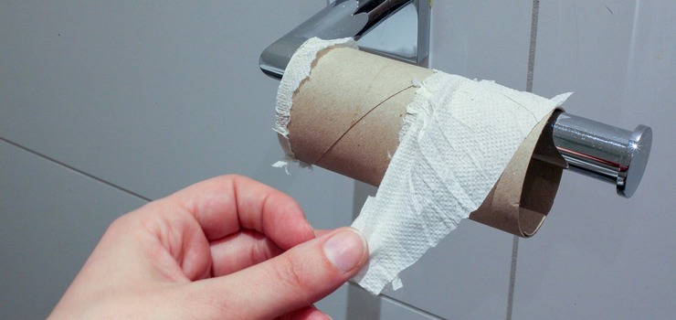 Papier toaletowy i mydło obowiązkowo w każdej szkole. Konieczne było nowe rozporządzenie?