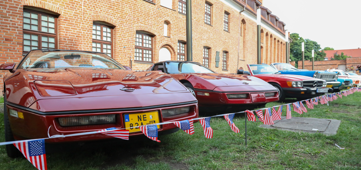 Przejażdżki kabrioletami, country i coca-cola. Amerykański weekend w Elblągu (zobacz zdjęcia)