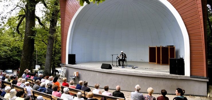 Letni Salon Muzyczny przyciągnął do Bażantarni wielu słuchaczy