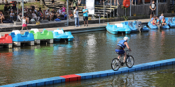Splash Bike Challenge, czyli rowerem po rzece Elbl�g. Zobacz zdj�cia z zawod�w