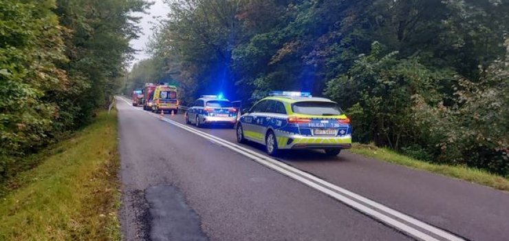 Wypadek na ul. Łęczyckiej. Auto dachowało. Za kierownicą pijany kierowca