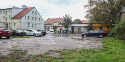 Przy ul. Ko�ciuszki niezb�dny jest og�lnodost�pny, bezp�atny parking? 