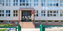 Walka o budow� boiska przy SP23 trwa od lat. "Zar�wno poprzednia w�adza jak i obecna nie kwapi si� do tej inwestycji"