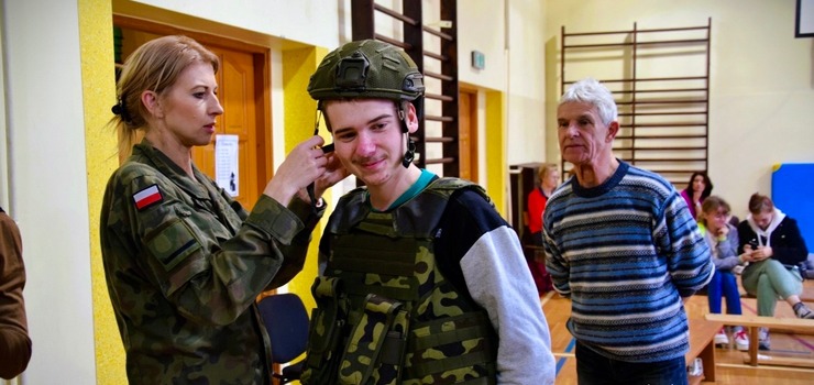 Terytorialsi znów w szkołach. Ruszyła "Edukacja z wojskiem"