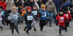 Elbl�g: Dzieci pobieg�y dla Niepodleg�ej (zobacz zdj�cia)