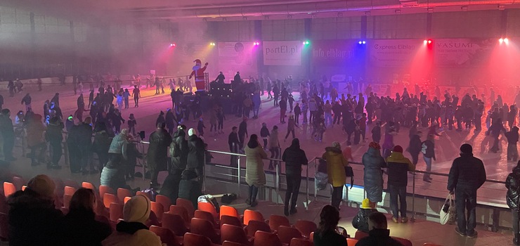 Mikołajki na lodzie – świąteczna ślizgawka na lodowisku Helena!