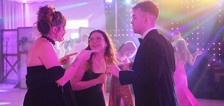 ZSG rozpoczął sezon studniówkowy. W Balu uczestniczył Prezydent Elbląga - zobacz zdjęcia