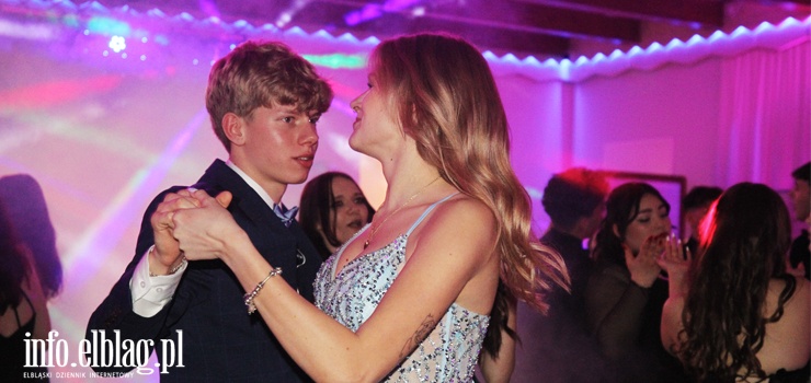 Ten wieczór zapamiętają na długie lata. Studniówka maturzystów I LO (zobacz zdjęcia)