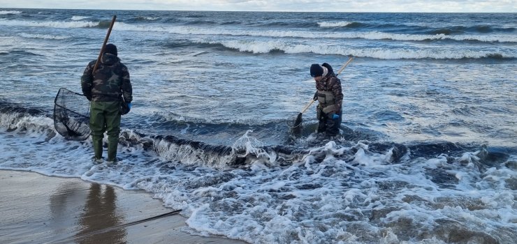 Weekendowe poszukiwanie bursztynu w Kątach Rybackich