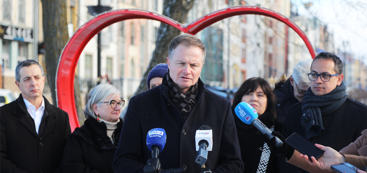 Marszałek Kuchciński: W samorządzie nie ma polityki. Szczególnie w mniejszych gminach