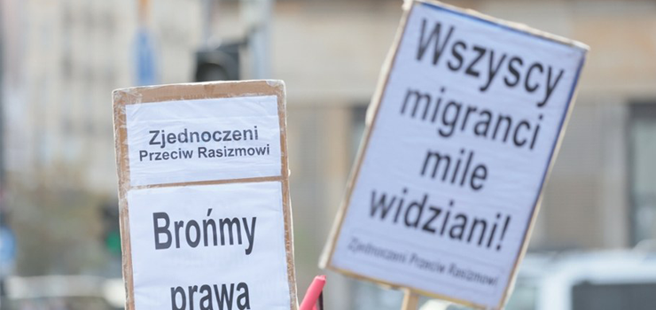 Sondaż: Czy Polska powinna przyjmować migrantów?