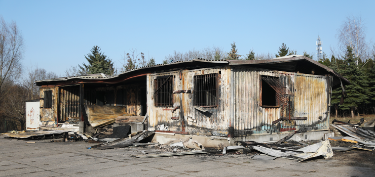Pożar pustostanu przy Korczaka. W płomieniach zginęła kobieta